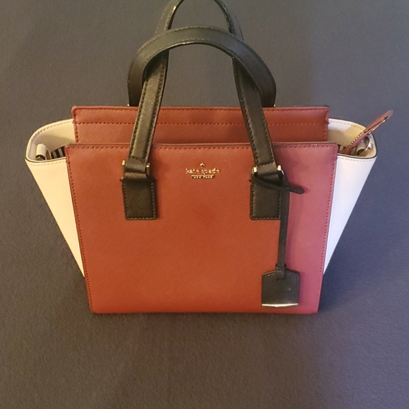 kate spade Handbags - Kate Spade bag❤